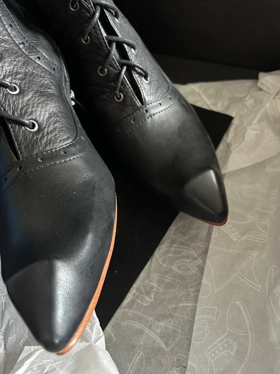 Fluevog Chaminade 11 - Picture 5 of 5